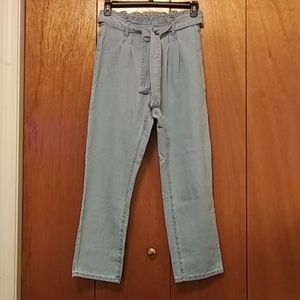 Forever 21 Paperbag Waist Belted Jeans. Size 31. Color Light Blue Denim.